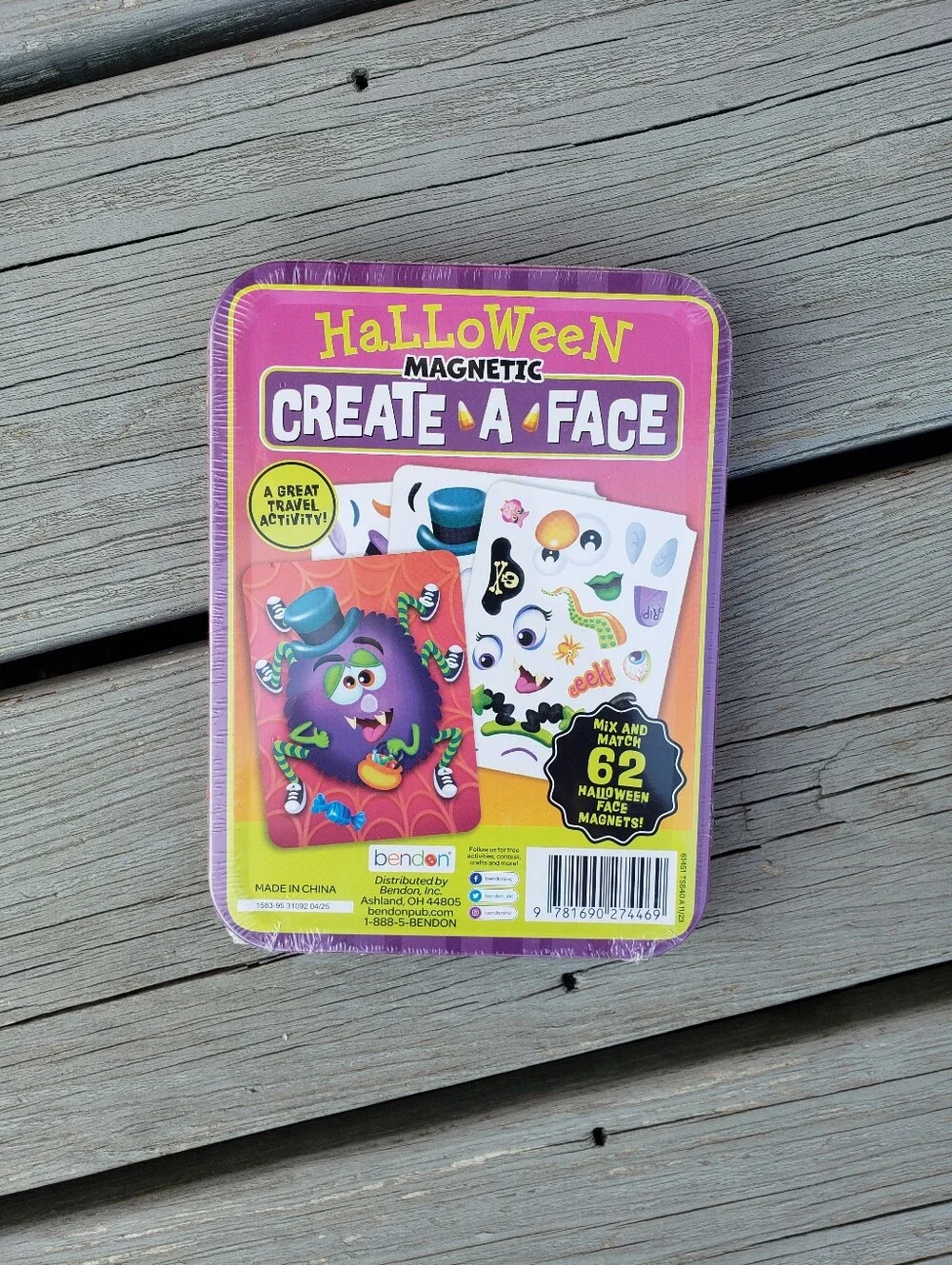 Halloween Magnetic Tin Play Set - Hello Kitty & Ghost